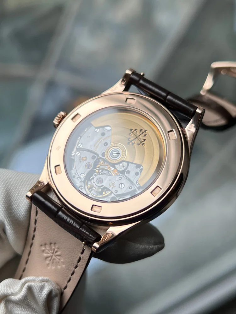 Patek Philippe Calatrava 5296R-001